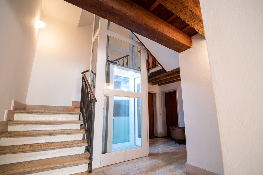 Ascensore su misura in edificio storico
