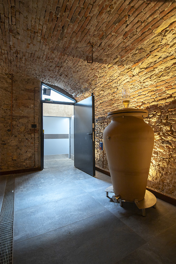 Montacarichi Cantine Castello Soave (VR)